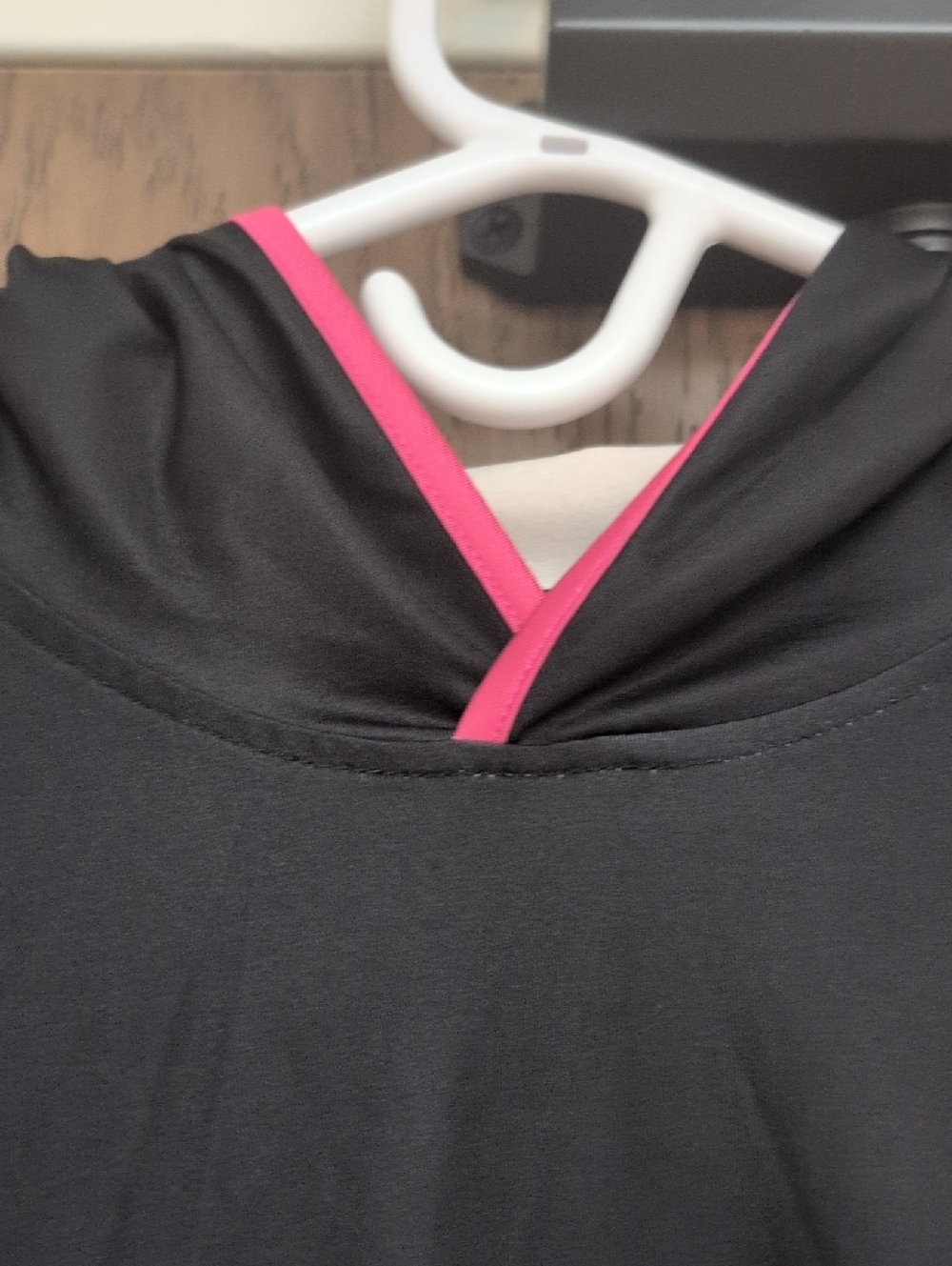 VB Rags Long Sleeve With Hood - Picture 4 of 7
